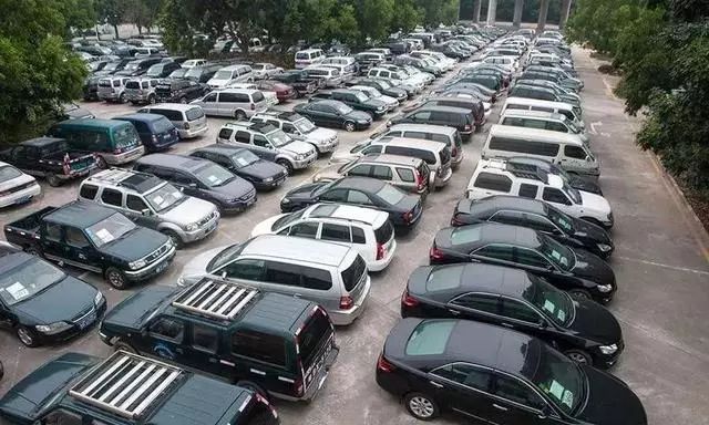 住建局重申 嚴禁“只售不租”強賣車位，促進車位合理使用